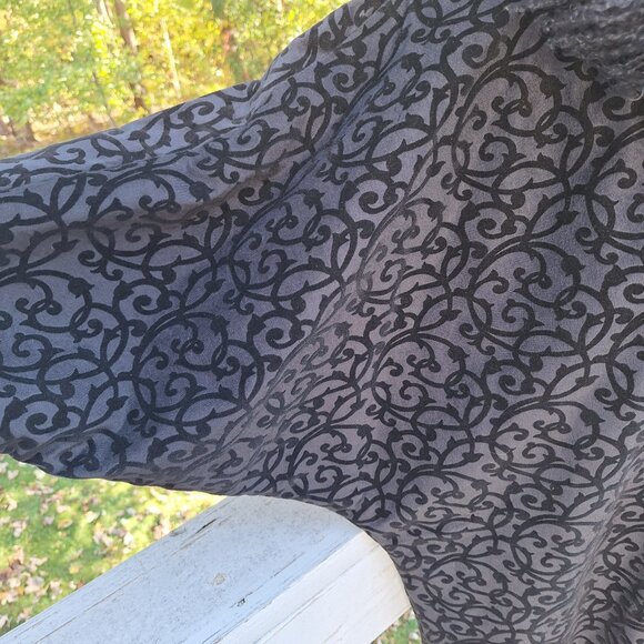 Vintage Coat Black on Black with Scrolling Velvet accent and bat sleeve Plus siz - Picture 11 of 11